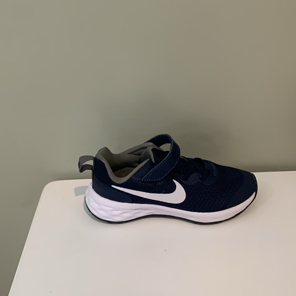 Nike Kids Sneakers - Dark Blue and White - Picture 4 of 4